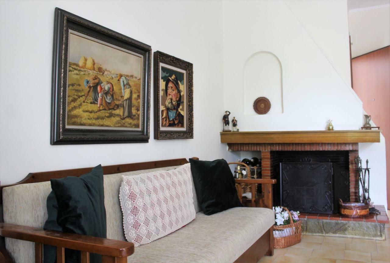 Traditional House Peraía Екстериор снимка